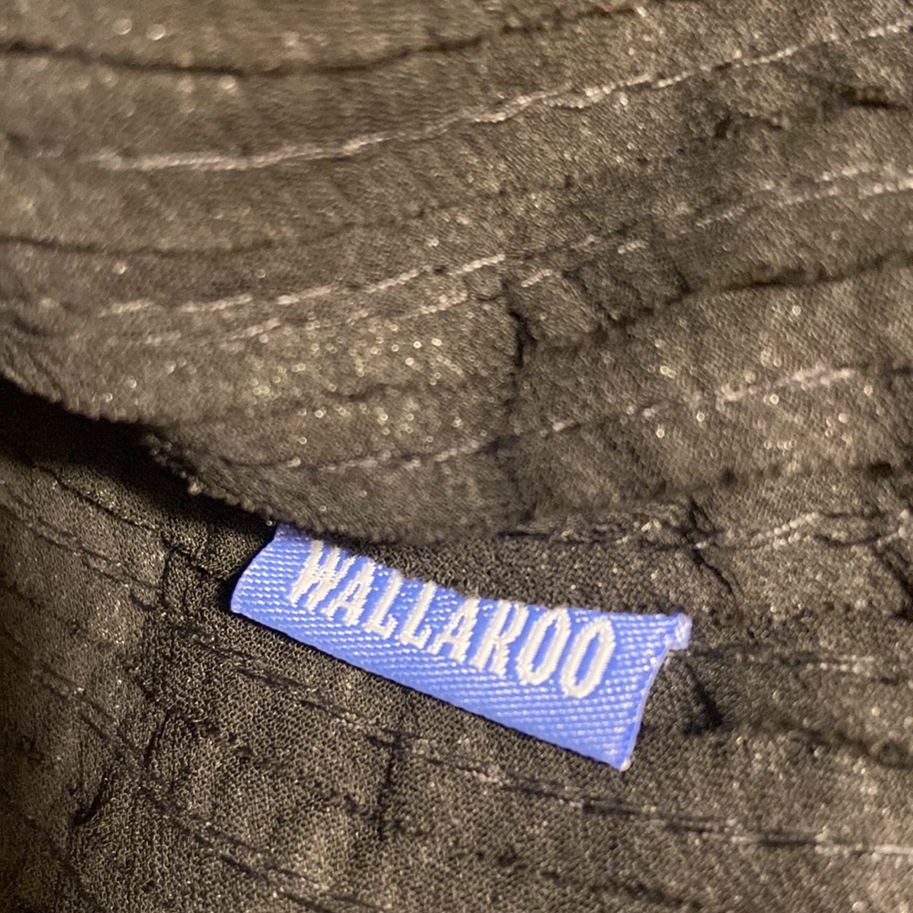Walleroo Black Packable Scrunchie Wide Brim Adjustable Hat. - Picture 5 of 5